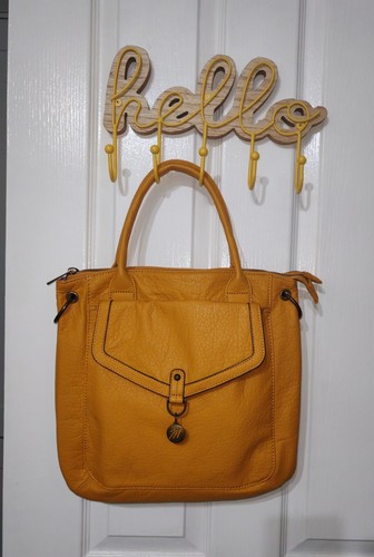 Mantaray ochre faux - ochre, pebble