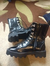 Womens Berskha Black Chunky