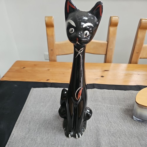 Long neck lucky black - neck,