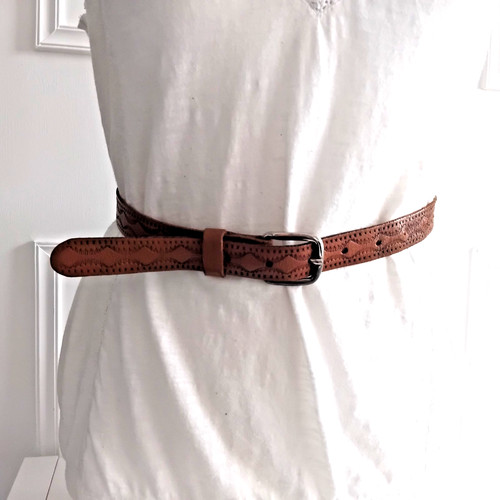 Vintage brown patterned real