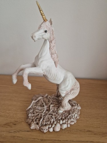 Fables unicorn vision - unicorn,