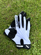 Kaisar Brand WHITE MEDIUM size