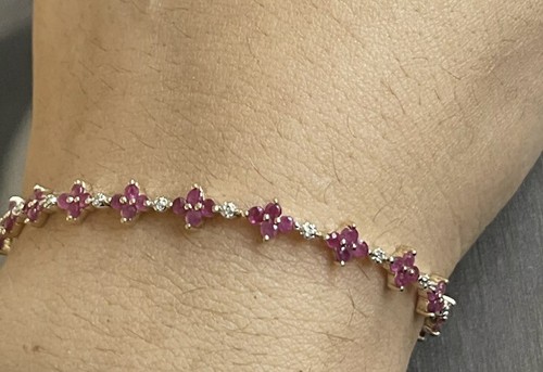 9ct yellow gold - yellow, ruby