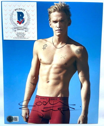 Cody simpson signed 8x10 - simpson, photo