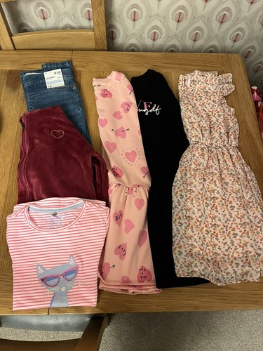 Girls clothes bundle age 10 - bundle,