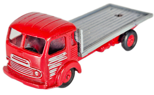 Dinky toys simca cargo - toys,