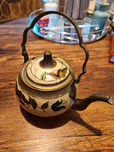 Round metal tea - round,