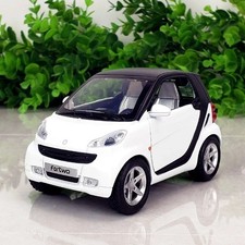 1:32 Mercedes Benz Smart Alloy