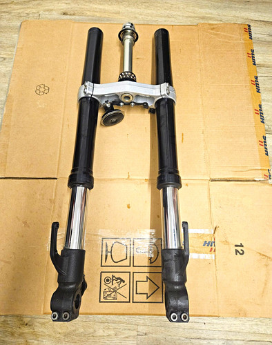 Yamaha kyb front - yamaha, forks