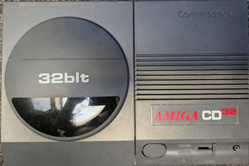 Commodore amiga cd32 bit - cd32, 32-bit