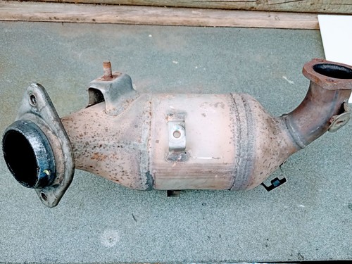 25051 0r010 exhaust catalytic - exhaust,