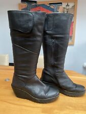 fly  london boots size 4/37