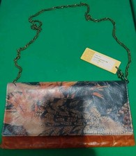 Etui leather clutch bag / cross body