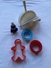 Various Vintage 1950’s Scone /Biscuit /gingerbread Man Cutters & Pie Shaper