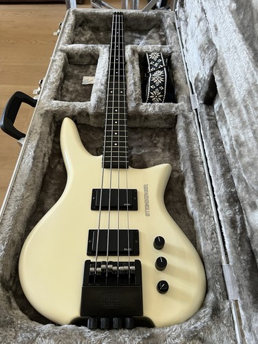 Steinberger bass - steinberger,