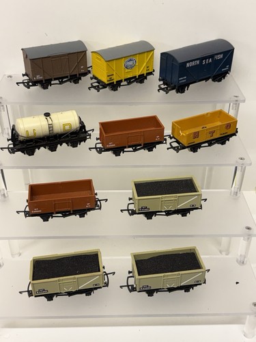 Wrenn gauge wagons job lot - wrenn,