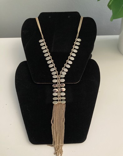 Silver coloured statement