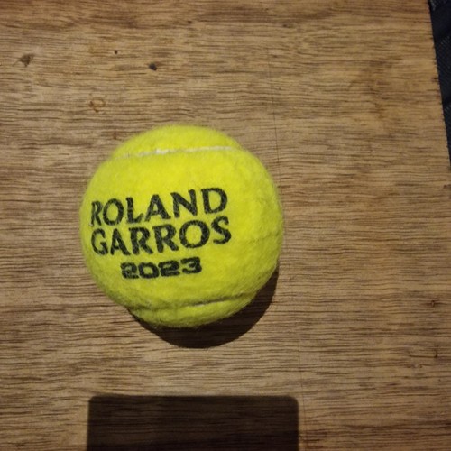 Tennis balls rolland - tennis,