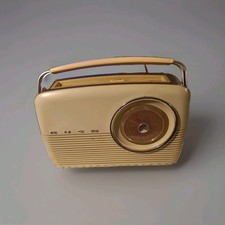  Bush radio vintage TR82C