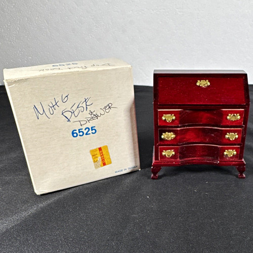 Vtg dollhouse miniature - vtg.,