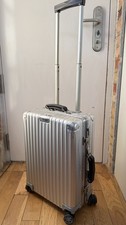 Rimowa Classic Cabin case