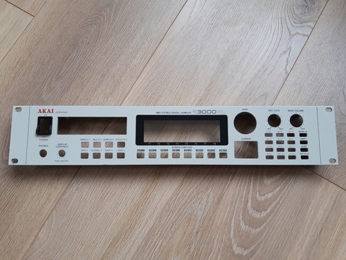 Akai s3000xl front panel - front,