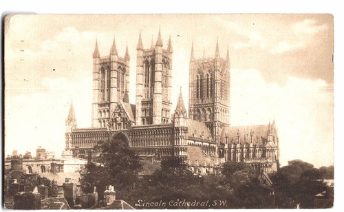 Lincoln cathedral postcard - s,