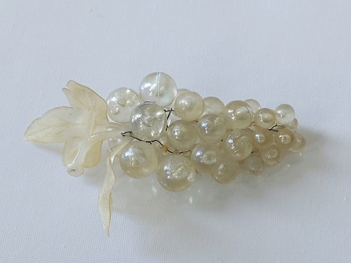Vintage acrylic plastic bunch - vintage,