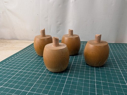 Oak bun feet set - oak, 4