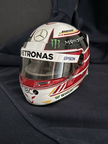 Lewis hamilton 2018 mercedes - lewis,