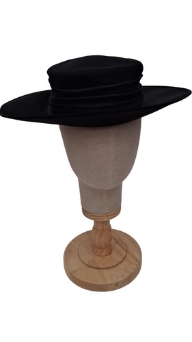 Debenhams hat box - box, wide