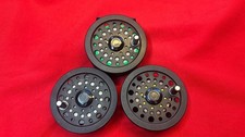 SHAKESPEARE GRAPHLITE 2755 Fly Fishing Reel. Dia 3 1/2" 2 Spare Spools. Boxed