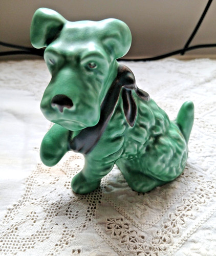 Vintage sylvac green dog - vintage,