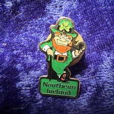 Irish LEPRECHAUN Tie/Lapel Pin Badge Northern Ireland 