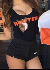 HOOTERS LARGE GIRLS AUTHENTIC