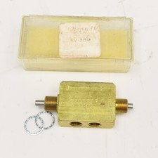 Clippard FV-3DP 1/8" NPT 3 Way Spool Valve