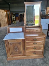 Antique dressing table wash