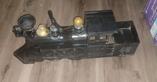 Marx pioneer ride train - on,