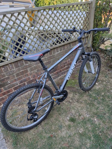 Giant revel mountain bike - giant,