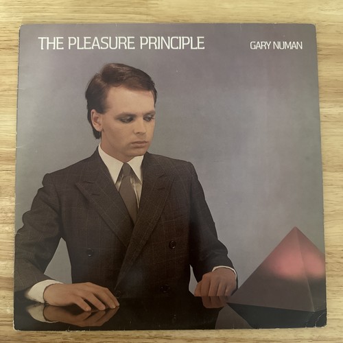 Gary numan the pleasure - gary,