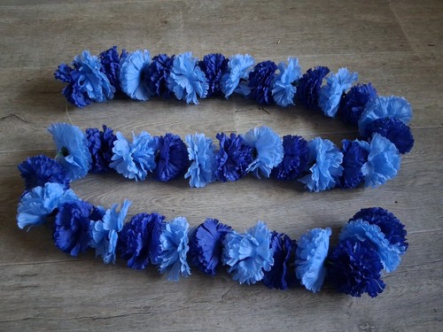 Mid blue dark - mid, blue/dark