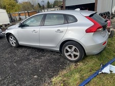Volvo V 40 Breaking Full Car