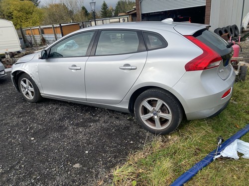 Volvo breaking full - breaking, car