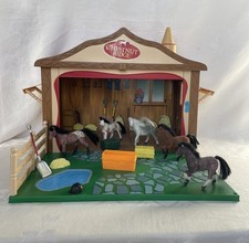 Chestnut Ridge Horse Stable Folding Playset w 5 Horses Accessories HTF Toys R Us