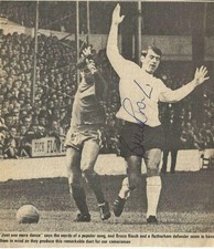 Luton Town - 60's - Bruce Rioch - Rare hand signed picture