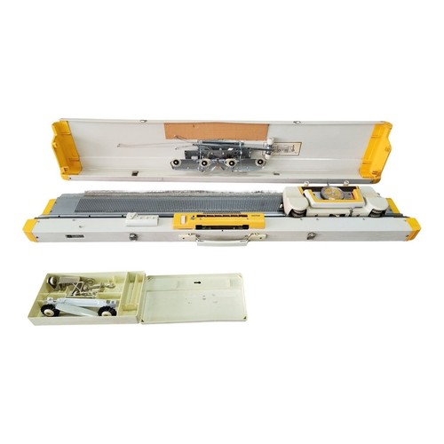 Silver reed 321 - silver, manual