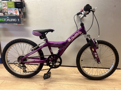 Used giant taffy - 20", 11"