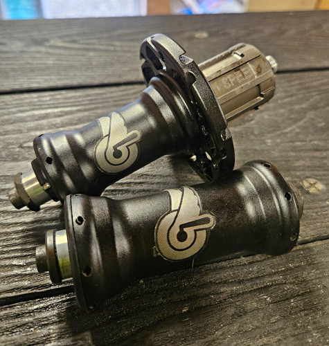 Campagnolo hubs front - hubs,