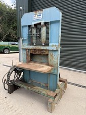 Wells Stone Hydraulic Cropper Cutter Guillotine splitter