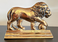 ANTIQUE BRASS MEDICI LION FIRESIDE ORNAMENT PAPERWEIGHT c.1880